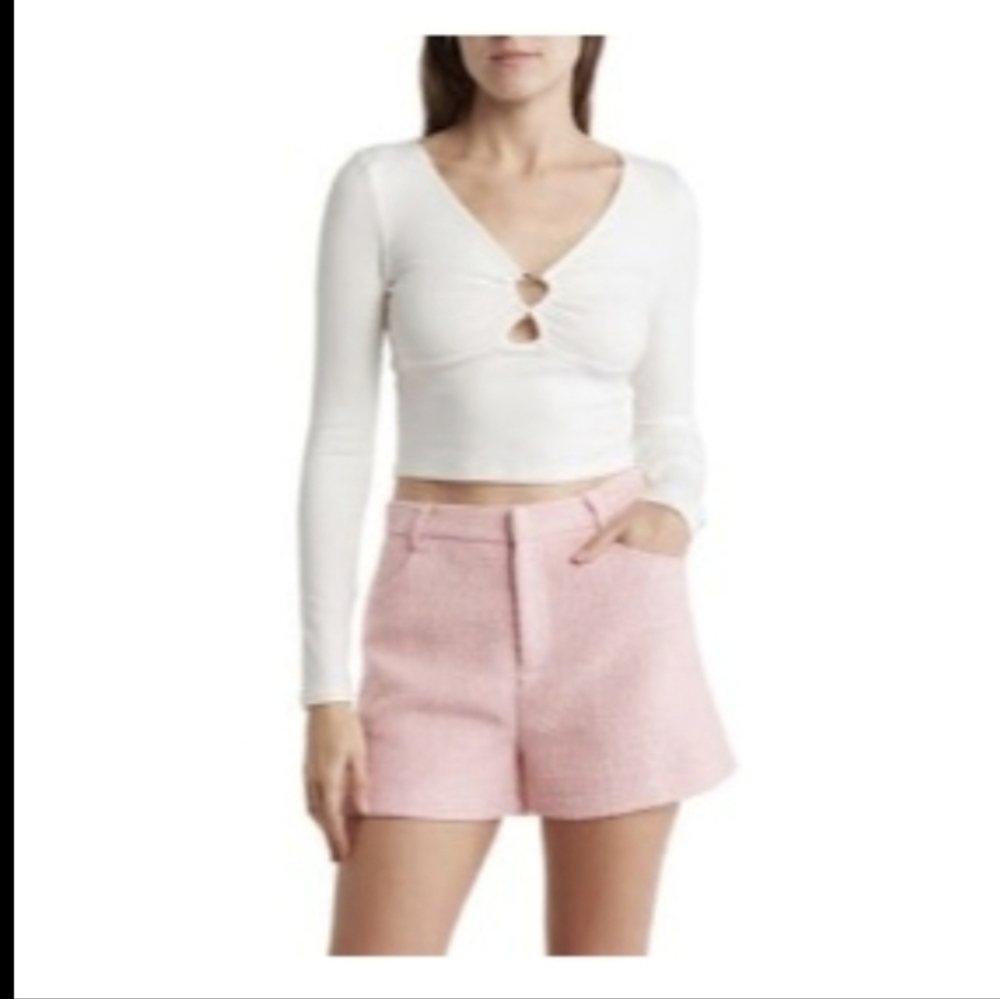 Elodie Nordstrom Heart Ring Cutout Top